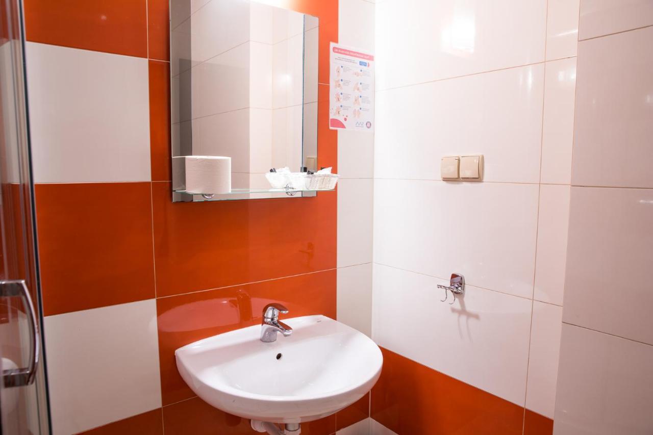 Zbylitowska Gora Hotel Kardamon מראה חיצוני תמונה